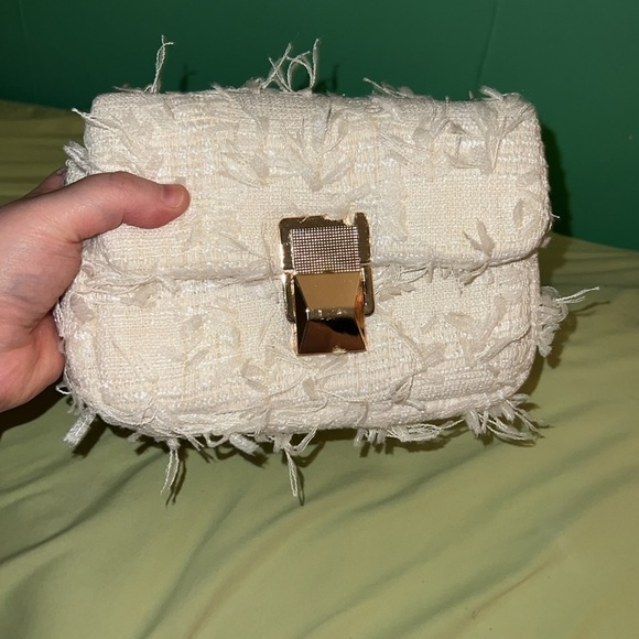 H&M textured white shoulder bag - Picture 4 of 13